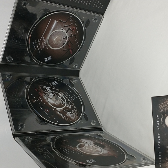 The X Files Complete 2nd Season DVD Box Set. Complete Excellent Condition! - Picture 5 of 7